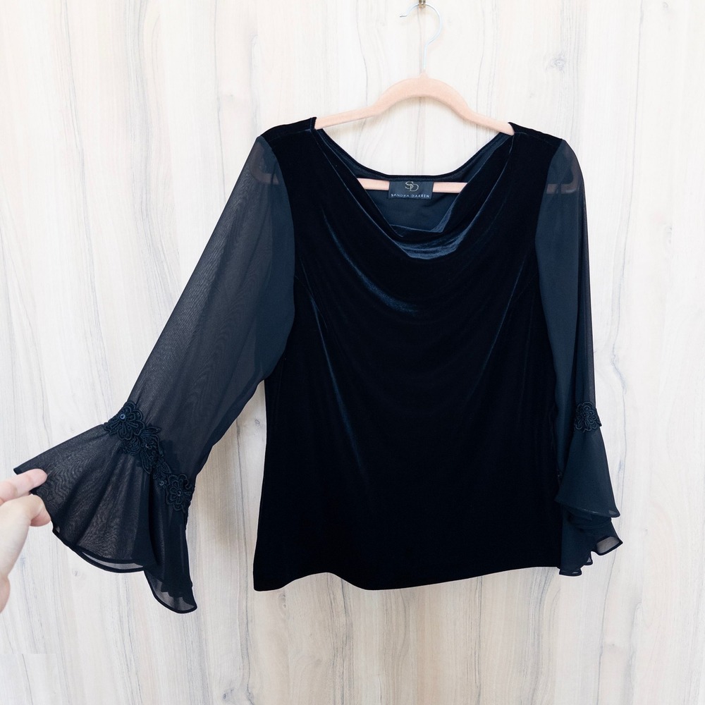 Sandra Darren Womens Velvet Top Size‎ 12 Black Bell Sleeve Lace Evening Cocktail